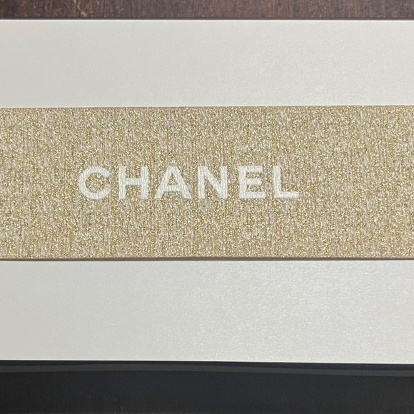 Chanel Accessory Box - Picture 2 of 2